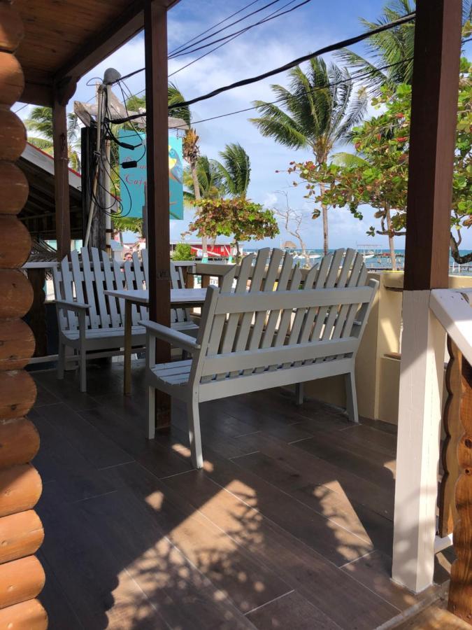 Blue Wave Guest House Caye Caulker Exterior photo
