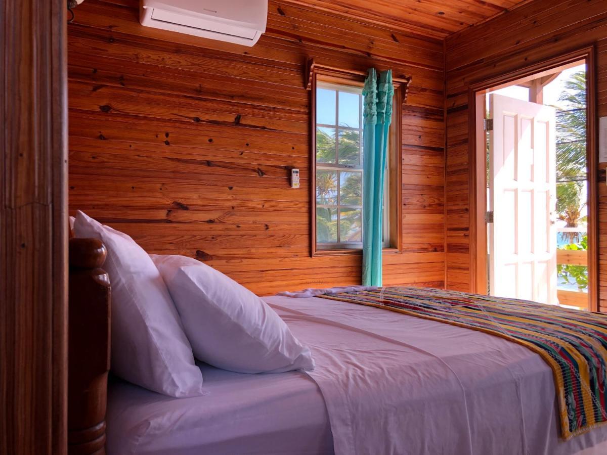 Blue Wave Guest House Caye Caulker Exterior photo