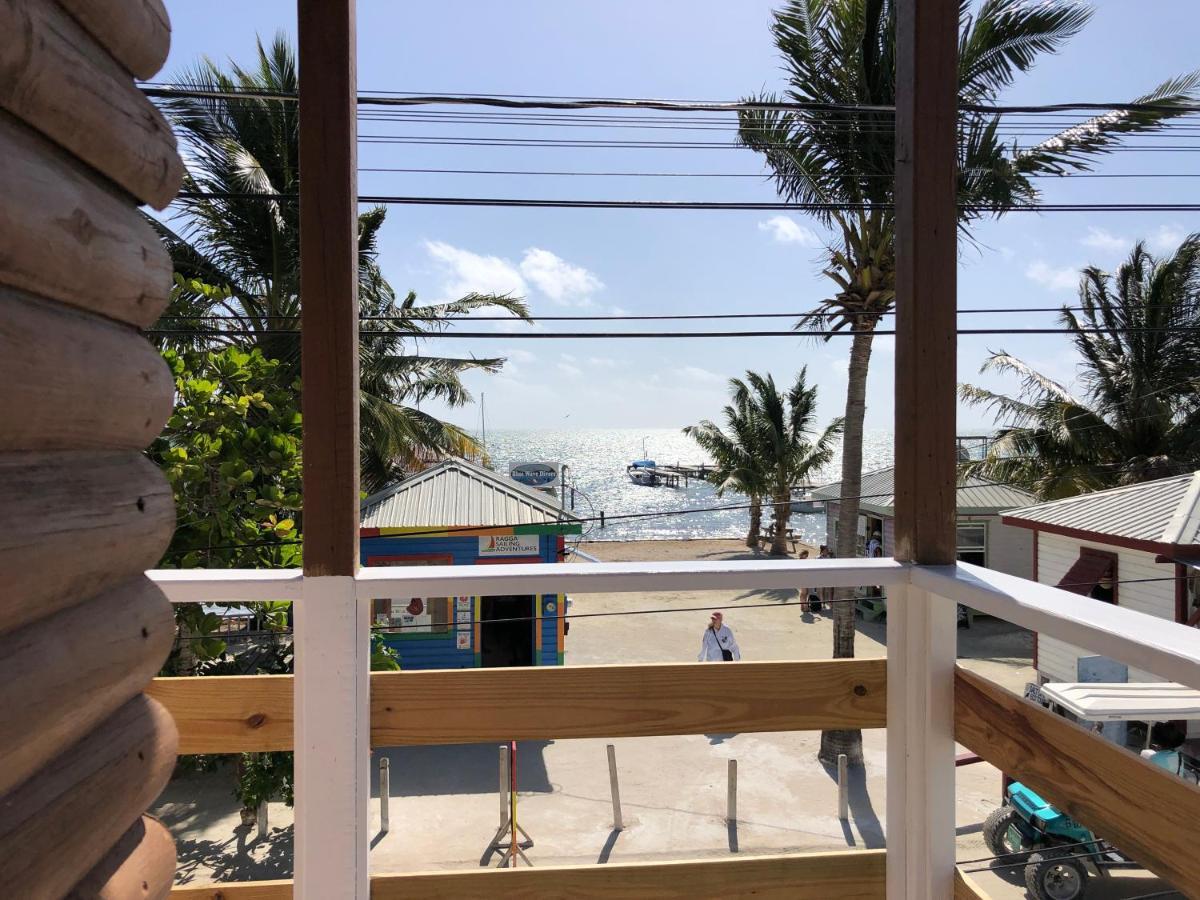 Blue Wave Guest House Caye Caulker Exterior photo
