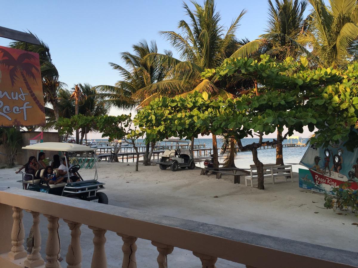 Blue Wave Guest House Caye Caulker Exterior photo